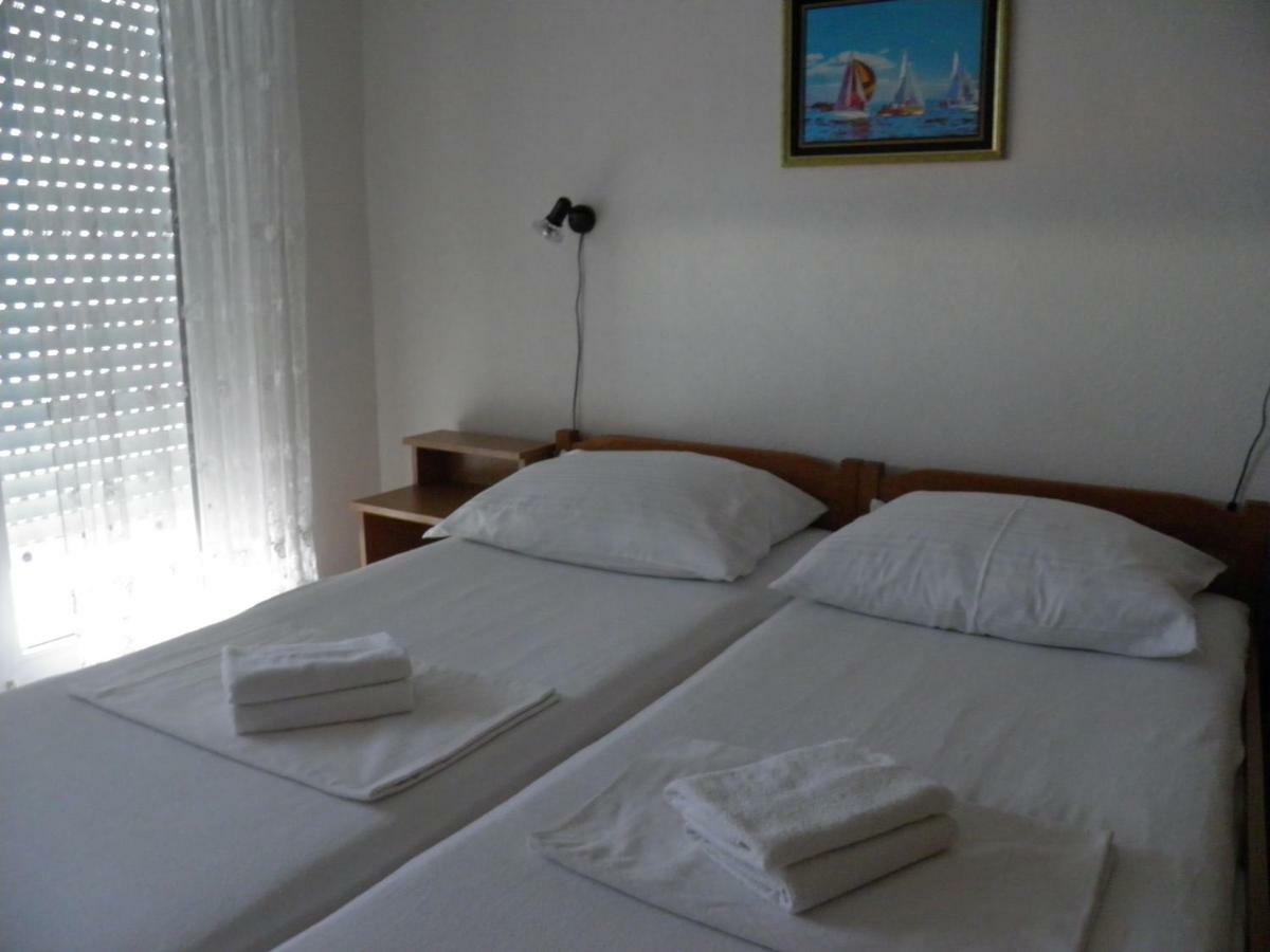 Apartments Horizont Trogir Zimmer foto